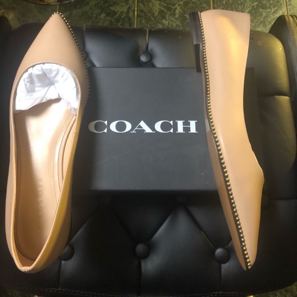 New with tags Coach Leather Flats, Ladies Size 11 - Picture 3 of 3